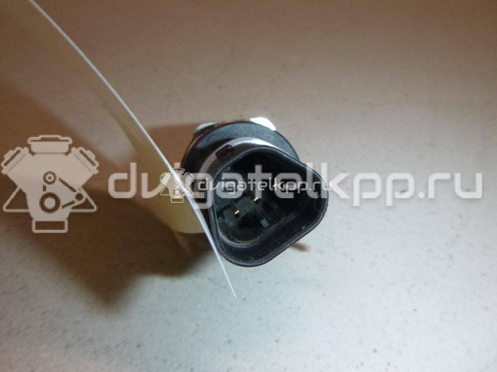 Фото Датчик давления топлива  LR024969 для Land Rover Freelander / Range Rover / Discovery {forloop.counter}}