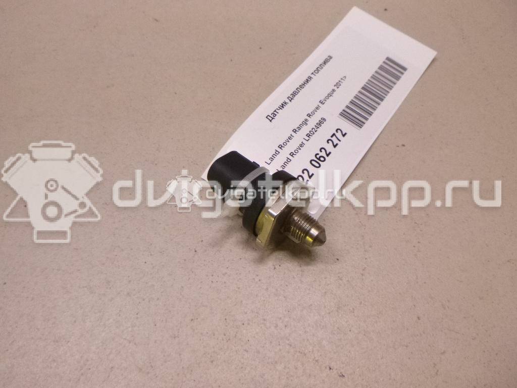 Фото Датчик давления топлива  LR024969 для Land Rover Freelander / Range Rover / Discovery {forloop.counter}}