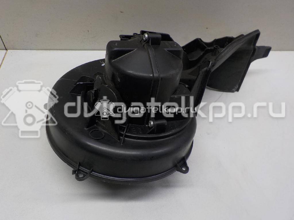 Фото Моторчик отопителя  LR009739 для Land Rover Freelander / Range Rover {forloop.counter}}