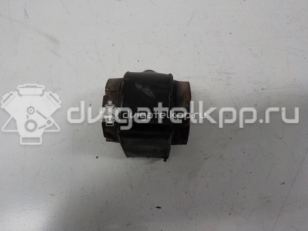 Фото Втулка (с/блок) заднего стабилизатора  LR031310 для Land Rover Range Rover {forloop.counter}}