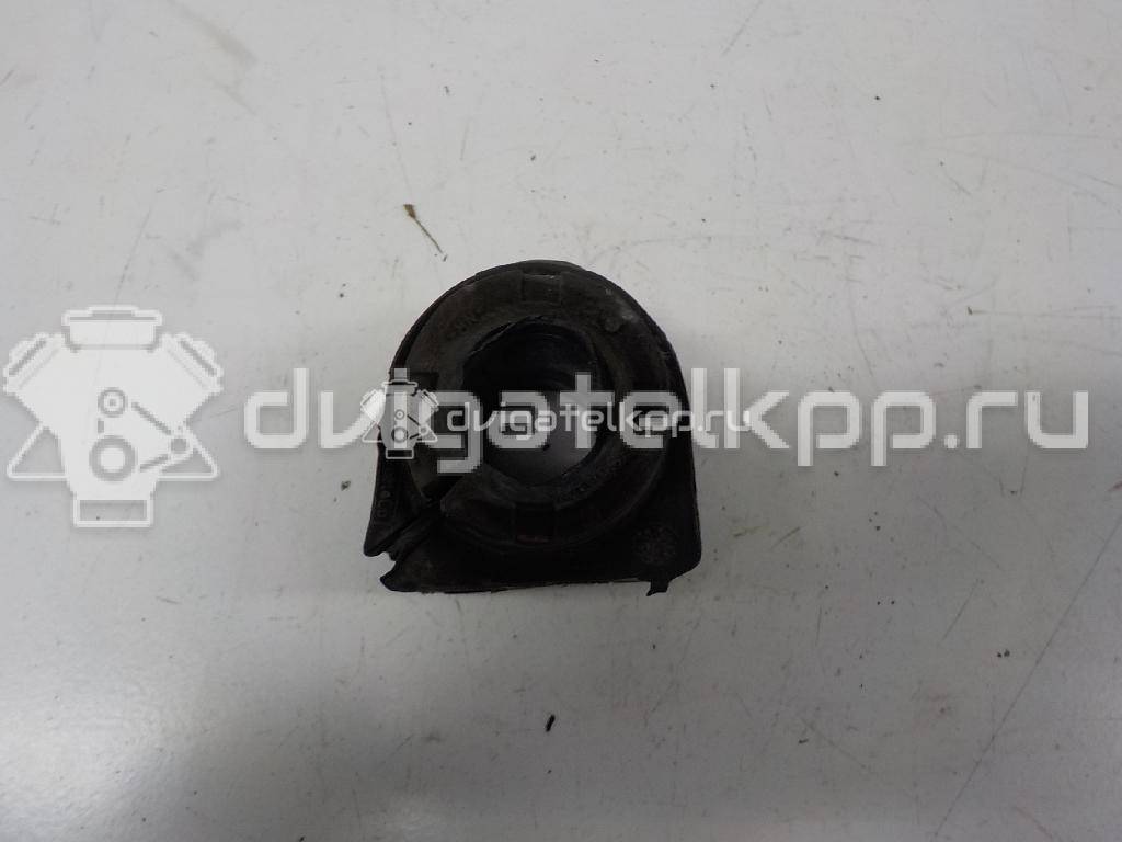 Фото Втулка (с/блок) заднего стабилизатора  LR031310 для Land Rover Range Rover {forloop.counter}}