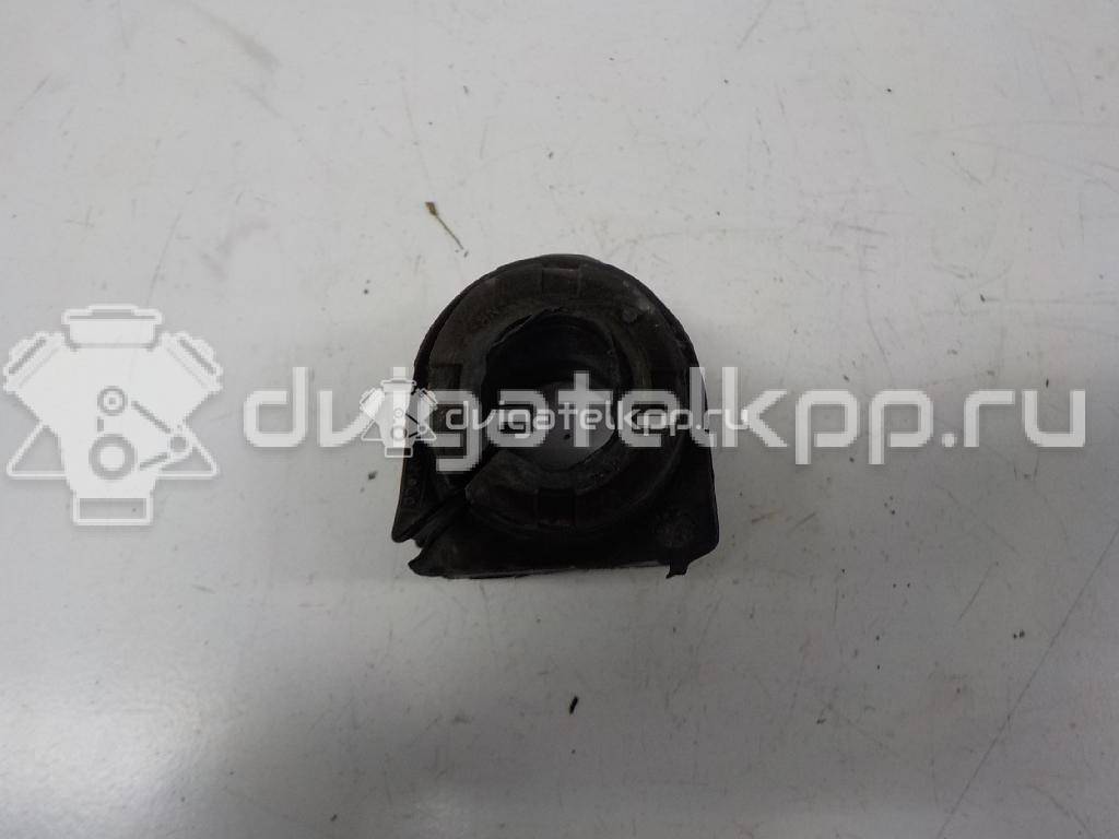 Фото Втулка (с/блок) заднего стабилизатора  LR031310 для Land Rover Range Rover {forloop.counter}}