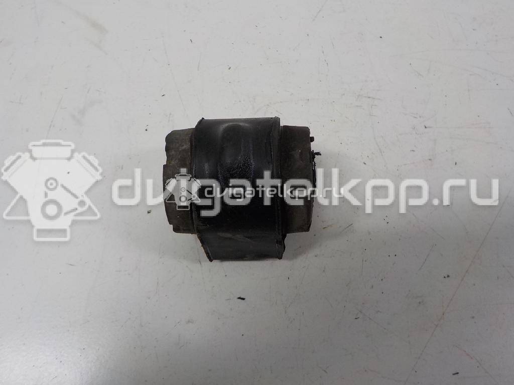 Фото Втулка (с/блок) заднего стабилизатора  LR031310 для Land Rover Range Rover {forloop.counter}}