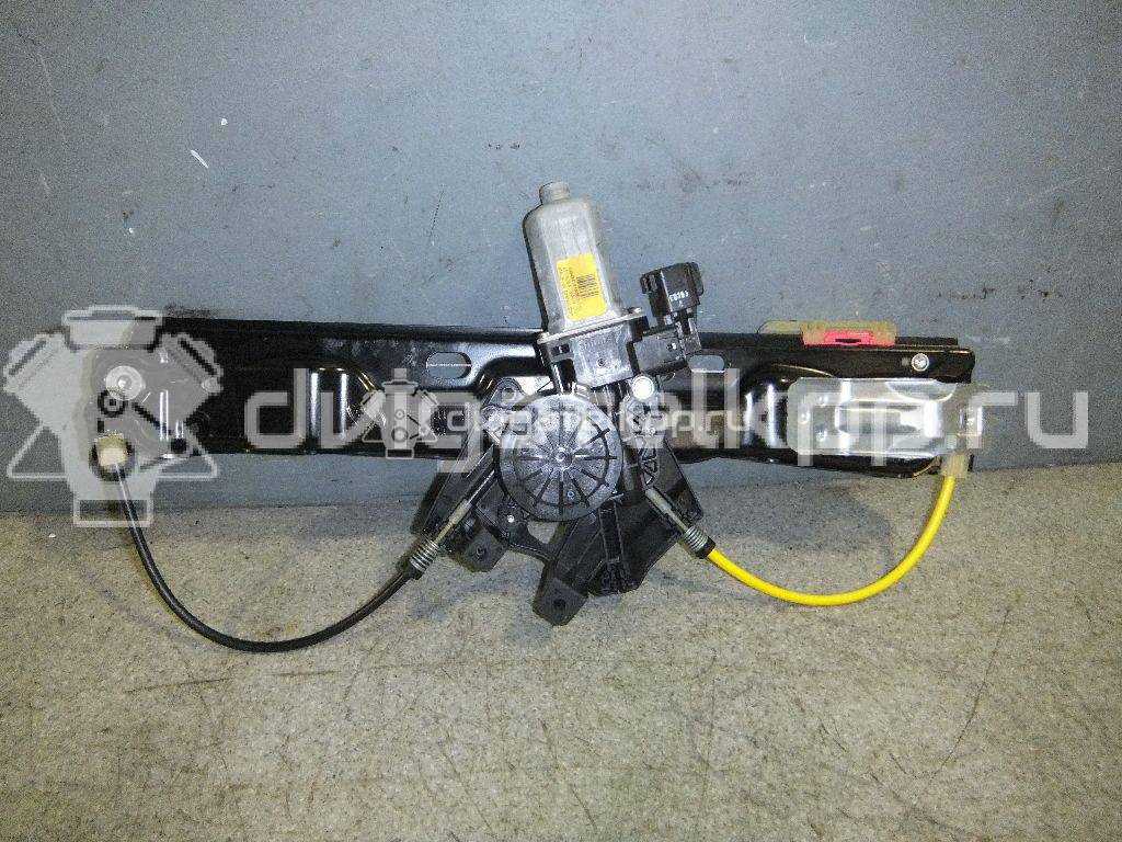 Фото Стеклоподъемник электр. задний правый  LR026717 для Land Rover Range Rover {forloop.counter}}