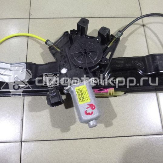 Фото Стеклоподъемник электр. задний правый  LR026717 для Land Rover Range Rover