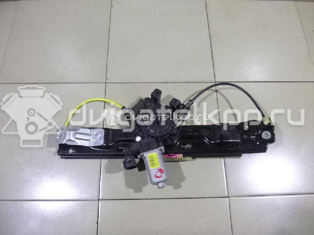 Фото Стеклоподъемник электр. задний правый  LR026717 для Land Rover Range Rover {forloop.counter}}