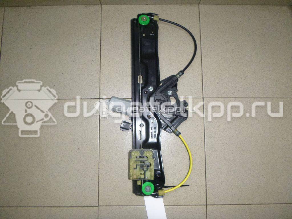 Фото Стеклоподъемник электр. задний правый  LR026717 для Land Rover Range Rover {forloop.counter}}