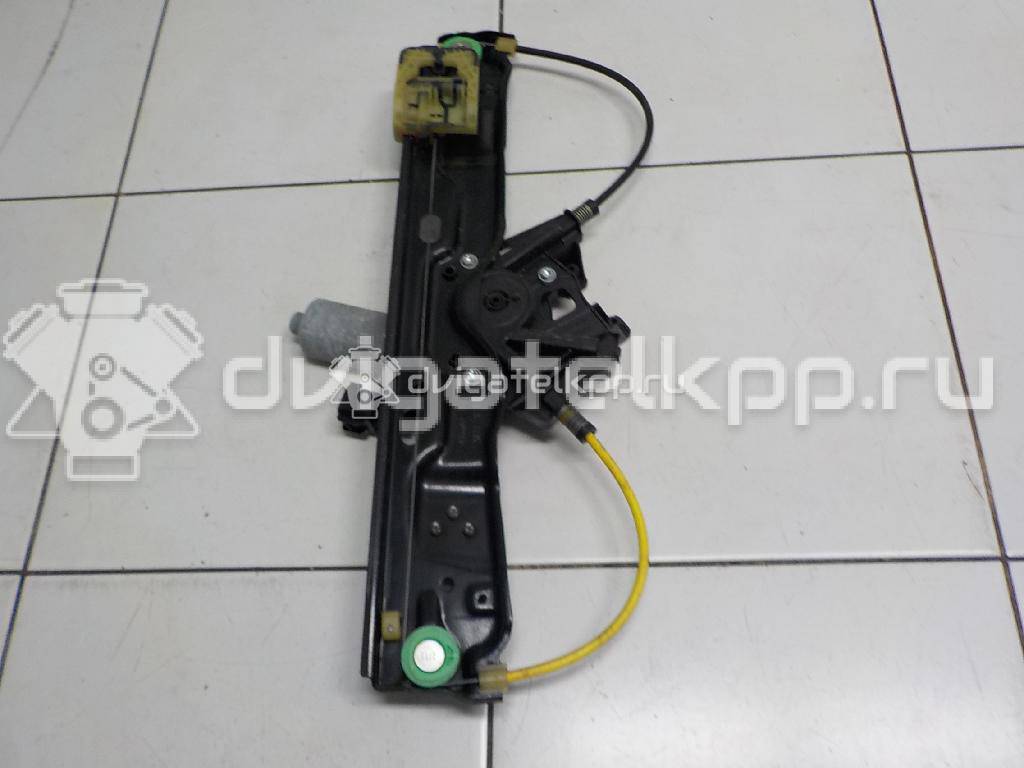 Фото Стеклоподъемник электр. задний правый  LR026717 для Land Rover Range Rover {forloop.counter}}