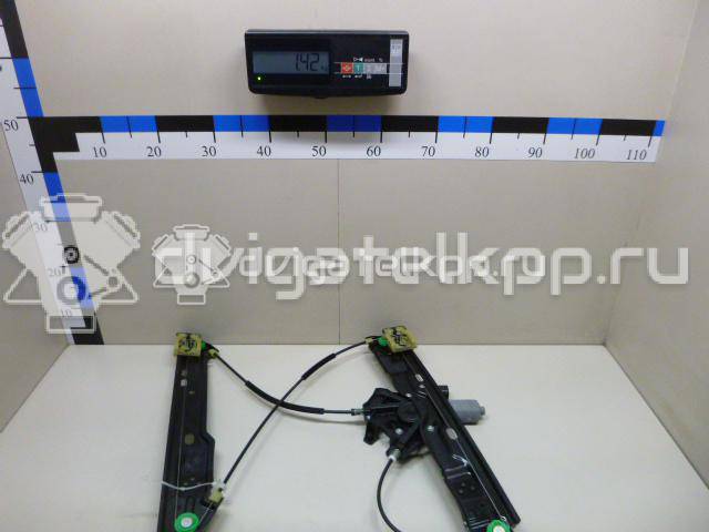 Фото Стеклоподъемник электр. передний правый  LR026708 для Land Rover Range Rover {forloop.counter}}