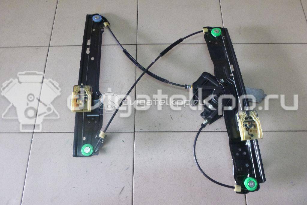Фото Стеклоподъемник электр. передний правый  LR026708 для Land Rover Range Rover {forloop.counter}}