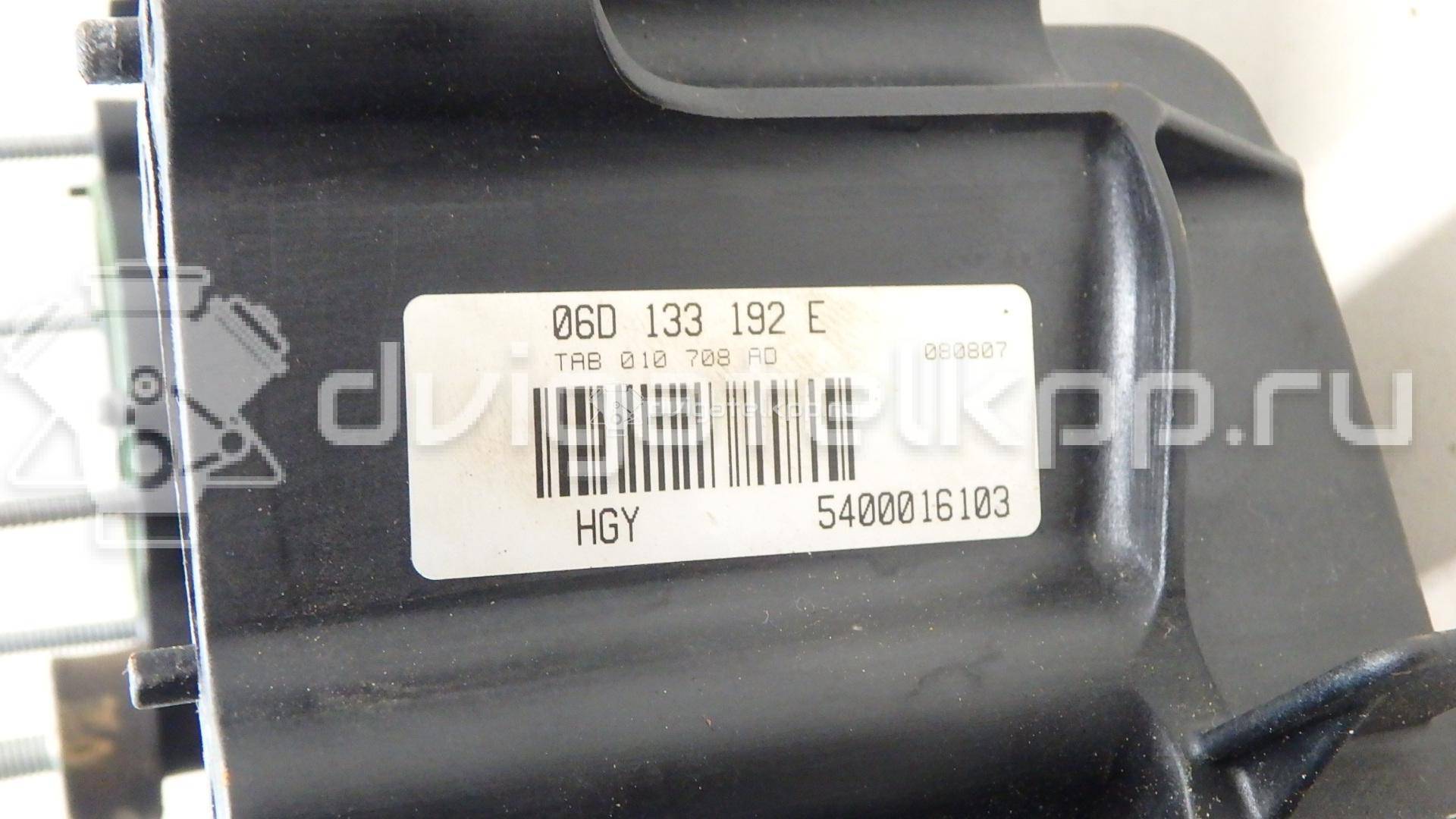 Фото Коллектор впускной для двигателя BWE для Seat Exeo 200 л.с 16V 2.0 л бензин 06F133201P {forloop.counter}}