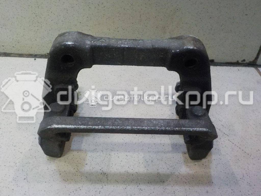 Фото Скоба суппорта заднего  LR027130 для Land Rover Freelander / Range Rover {forloop.counter}}