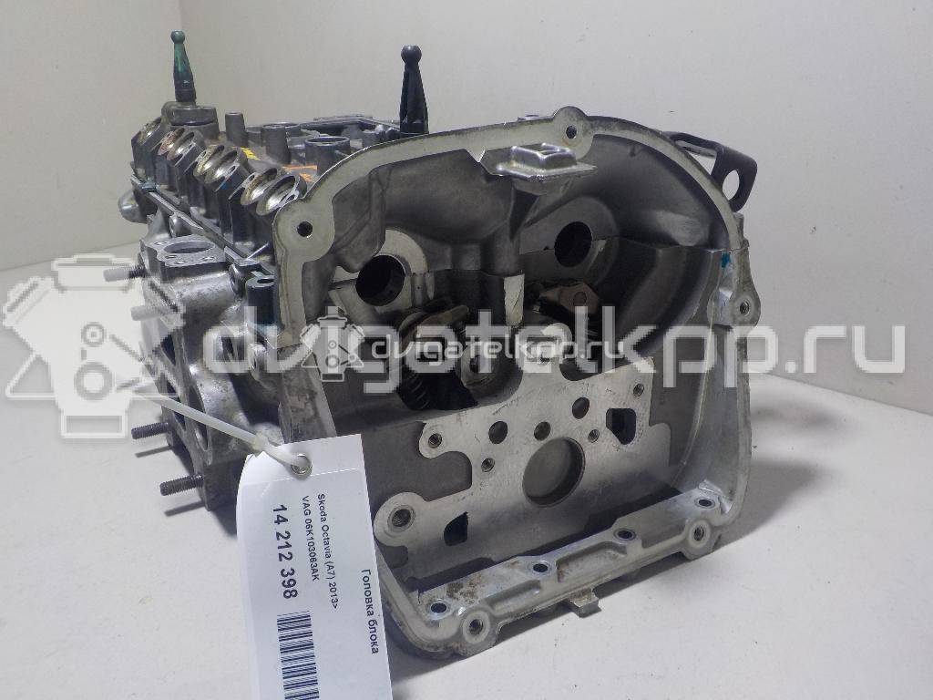 Фото Головка блока для двигателя CJSA для Seat Leon 180 л.с 16V 1.8 л бензин 06K103063AK {forloop.counter}}