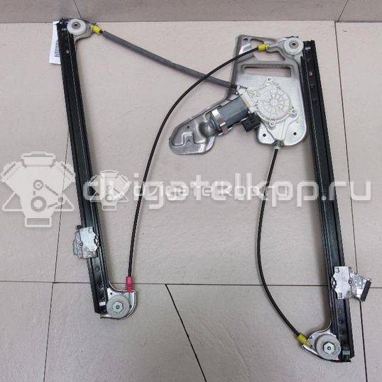 Фото Стеклоподъемник электр. передний правый  LR011318 для Land Rover Range Rover