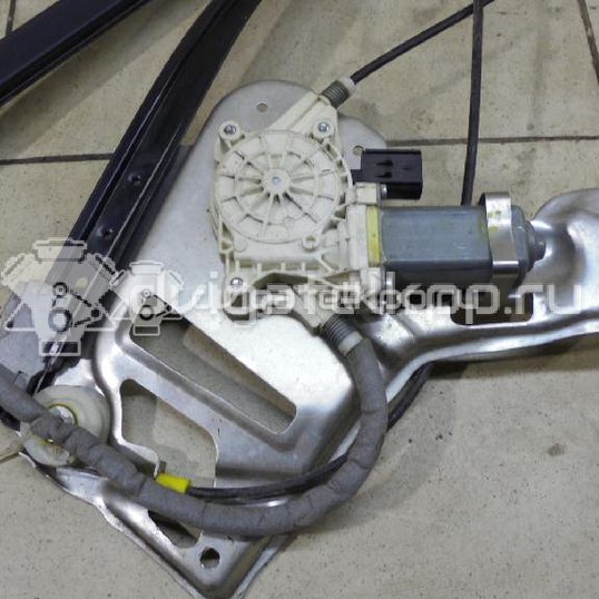 Фото Стеклоподъемник электр. передний правый  LR011318 для Land Rover Range Rover