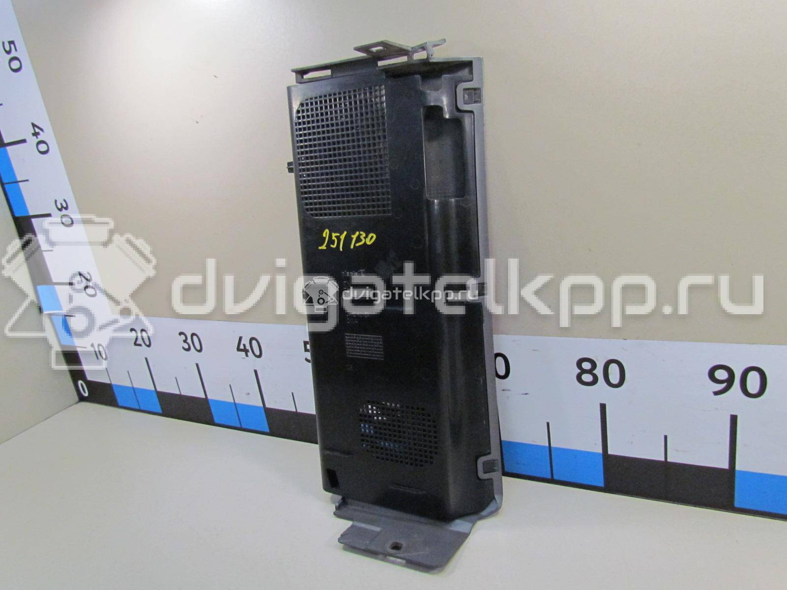 Фото Воздухозаборник (наружный)  LR011355 для Land Rover Range Rover {forloop.counter}}