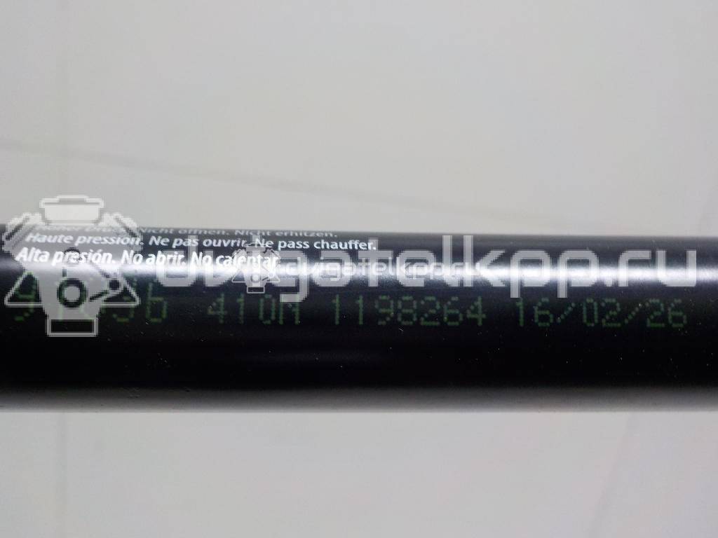 Фото Амортизатор капота  BKK760010 для Land Rover Range Rover {forloop.counter}}
