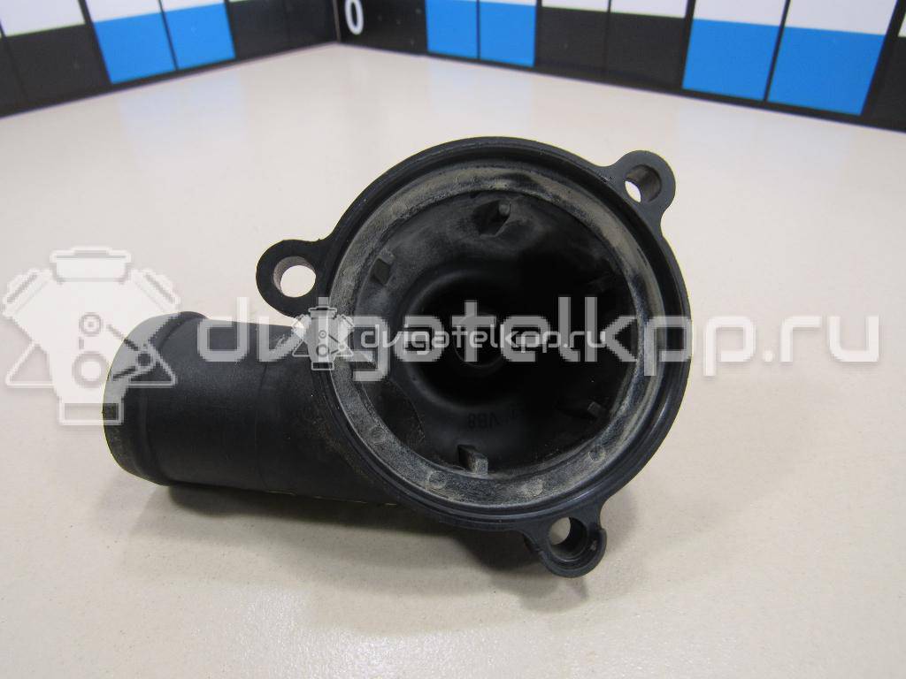 Фото Крышка термостата для двигателя CFNA для Skoda / Volkswagen 105 л.с 16V 1.6 л бензин 03C121121D {forloop.counter}}