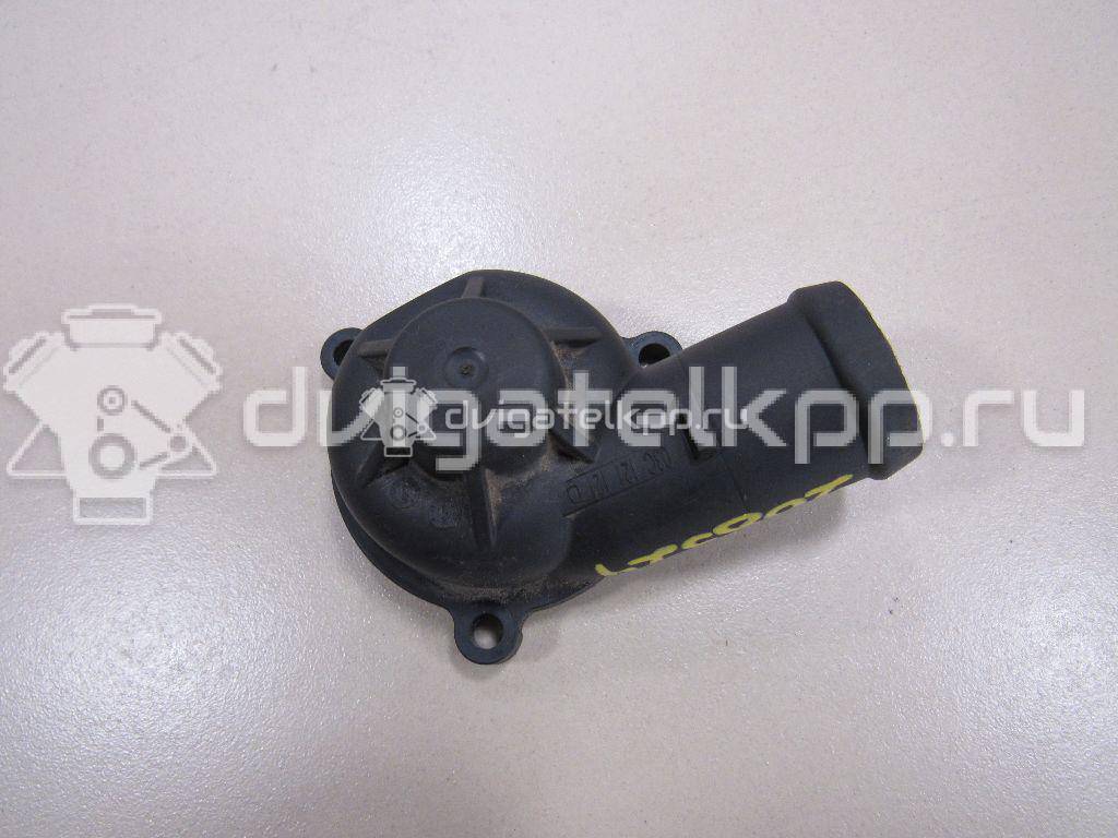 Фото Крышка термостата для двигателя CFNA для Skoda / Volkswagen 105 л.с 16V 1.6 л бензин 03C121121D {forloop.counter}}