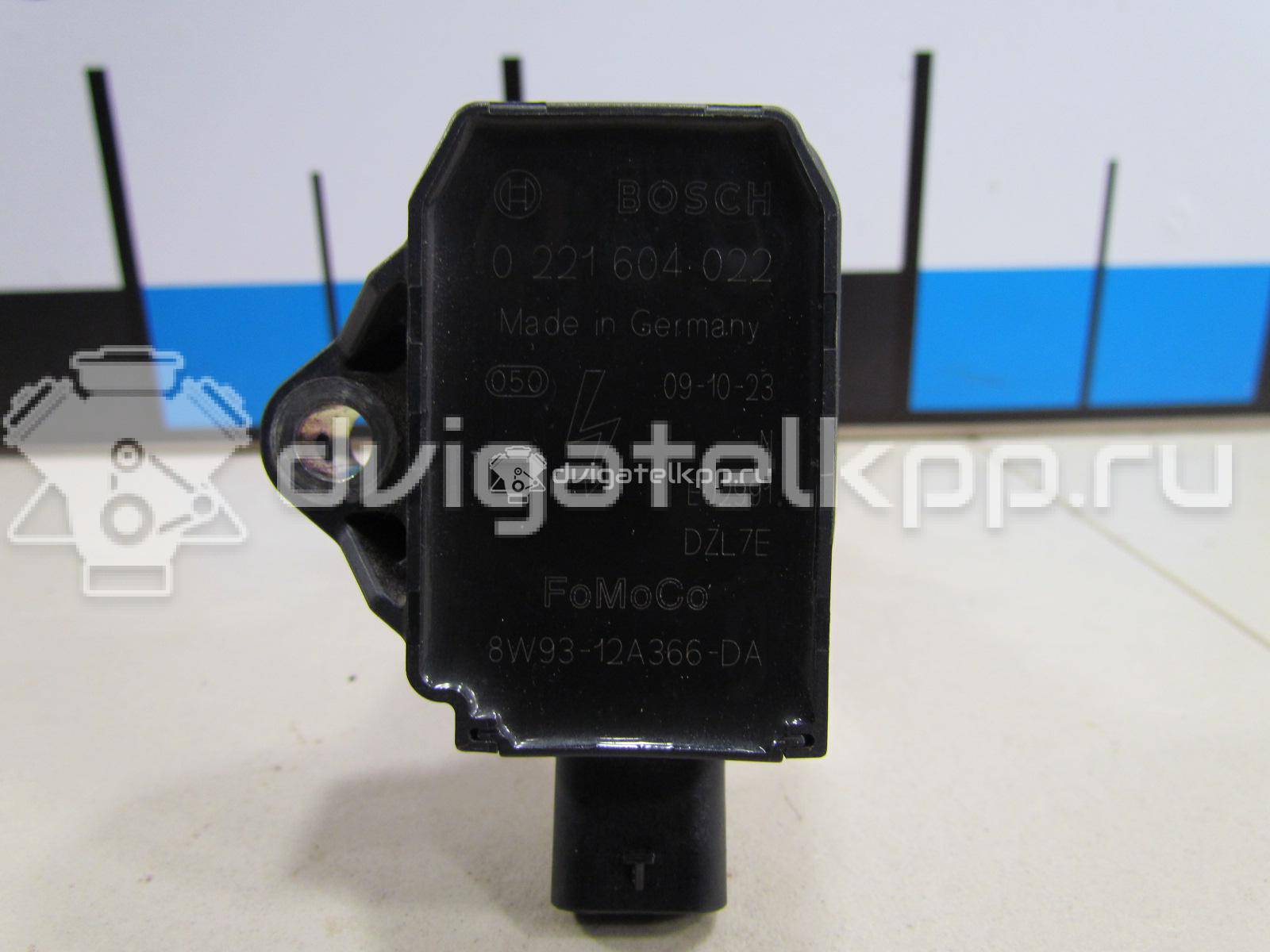 Фото Катушка зажигания  LR010687 для Land Rover Range Rover / Discovery {forloop.counter}}