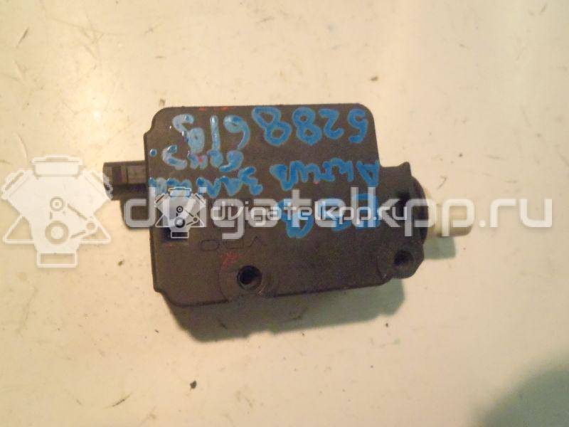 Фото Активатор замка крышки бензобака  67118352168 для land rover Range Rover III (LM) {forloop.counter}}