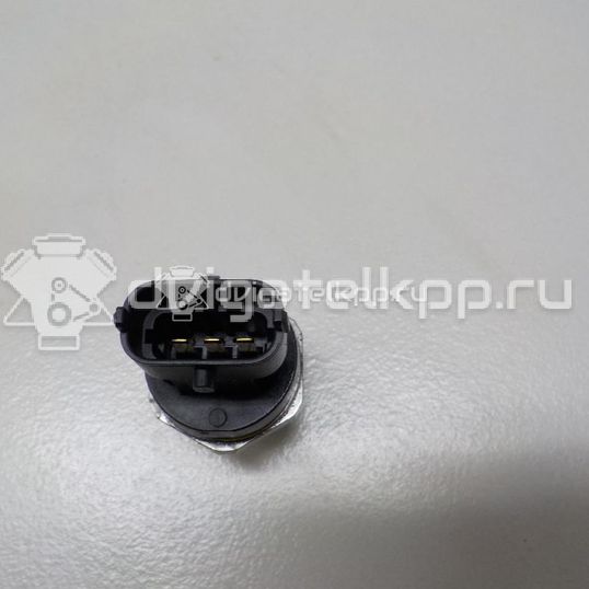 Фото Датчик давления топлива  LR020693 для Land Rover Range Rover / Discovery