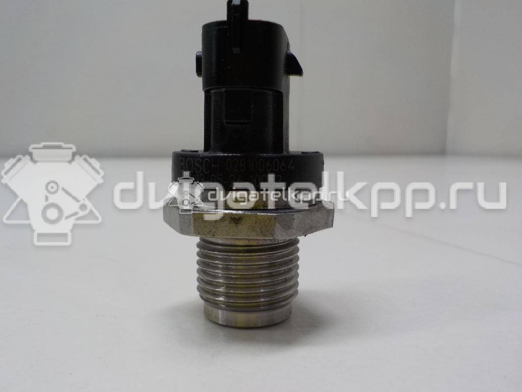 Фото Датчик давления топлива  LR020693 для Land Rover Range Rover / Discovery {forloop.counter}}