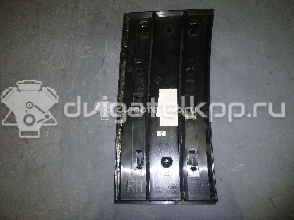 Фото Накладка двери передней правой  LR038868 для Land Rover Range Rover {forloop.counter}}