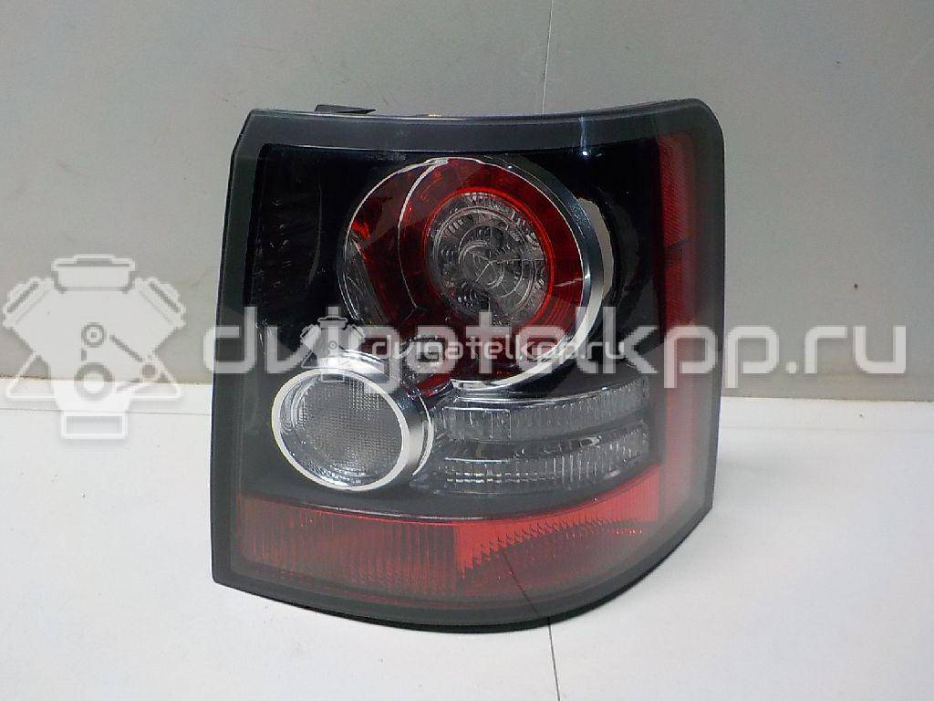 Фото Фонарь задний правый  LR043994 для Land Rover Range Rover {forloop.counter}}