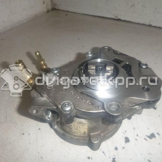 Фото Насос вакуумный  LR013526 для Land Rover Range Rover / Discovery