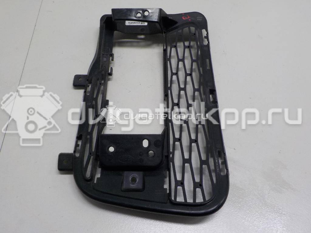 Фото Решетка в бампер правая  LR045033 для Land Rover Range Rover {forloop.counter}}
