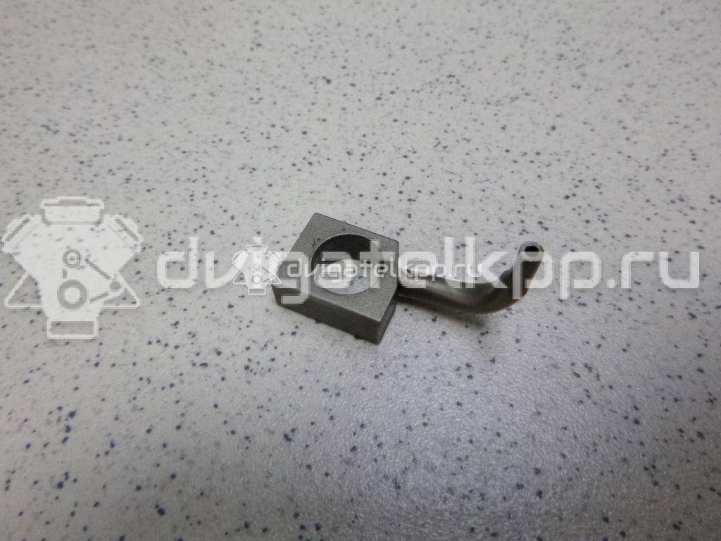 Фото Форсунка масляная для двигателя AXR для Volkswagen / Seat 100 л.с 8V 1.9 л Дизельное топливо 038103157B {forloop.counter}}