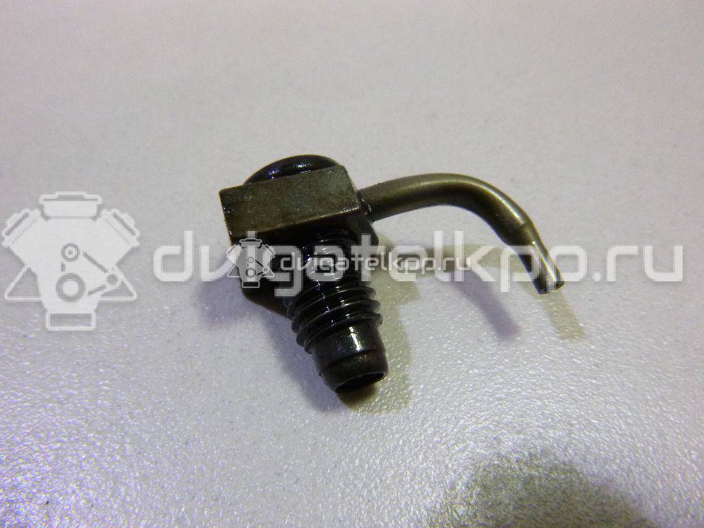 Фото Форсунка масляная для двигателя AXR для Volkswagen / Seat 100 л.с 8V 1.9 л Дизельное топливо 038103157B {forloop.counter}}