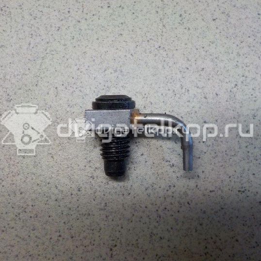 Фото Форсунка масляная для двигателя AXR для Volkswagen / Seat 100 л.с 8V 1.9 л Дизельное топливо 038103157B