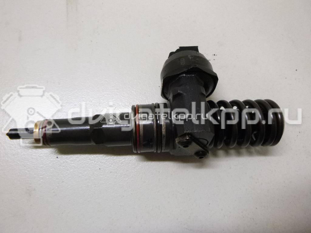 Фото Форсунка дизельная электрическая для двигателя BXE для Volkswagen Passat / Touran / Jetta / Golf 105 л.с 8V 1.9 л Дизельное топливо 038130073AG {forloop.counter}}