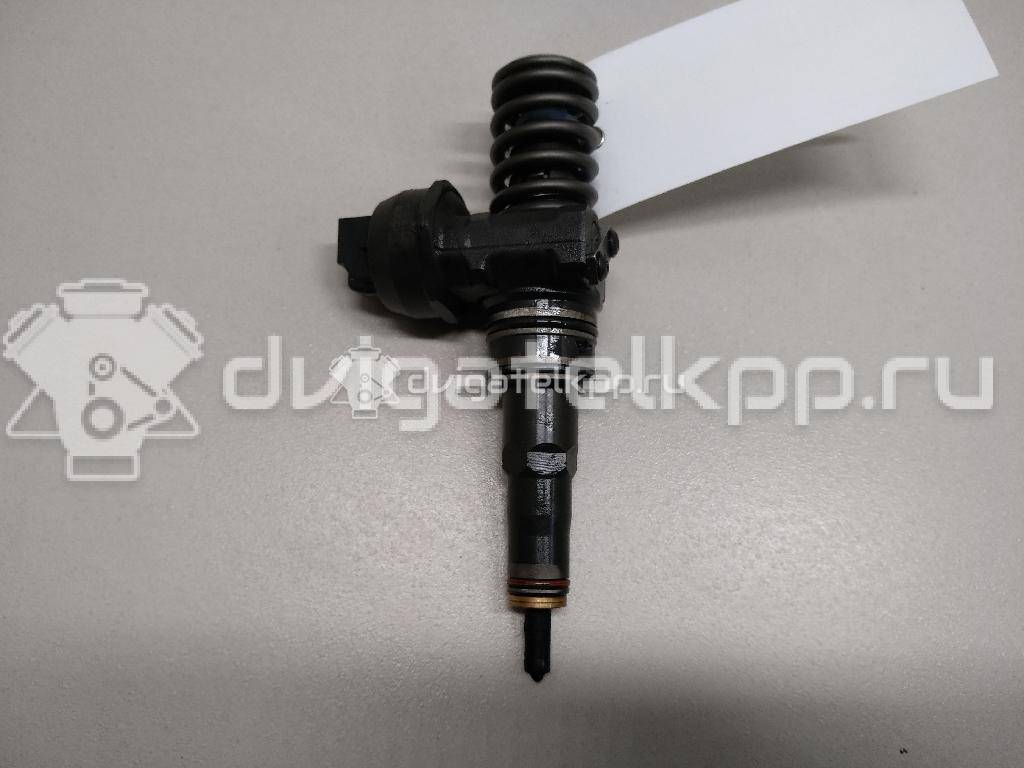 Фото Форсунка дизельная электрическая для двигателя BXE для Volkswagen Passat / Touran / Jetta / Golf 105 л.с 8V 1.9 л Дизельное топливо 038130073AG {forloop.counter}}