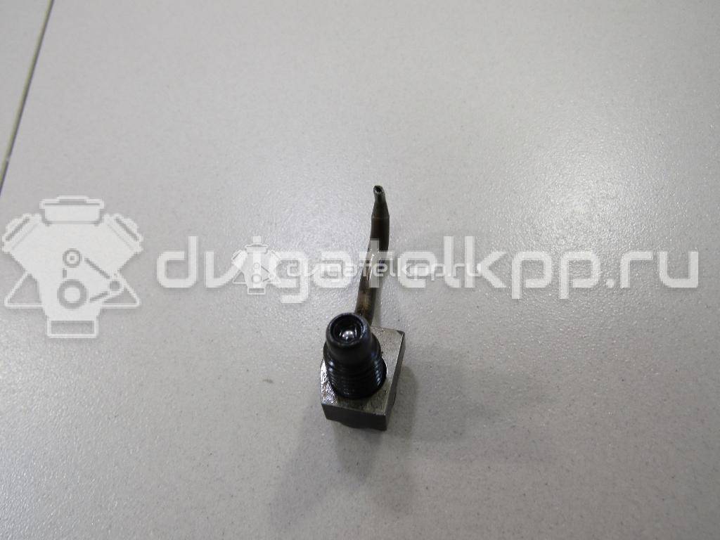 Фото Форсунка масляная для двигателя CAXA для Volkswagen Tiguan / Eos 1F7, 1F8 / Golf / Passat / Jetta 122 л.с 16V 1.4 л бензин 03C103157A {forloop.counter}}