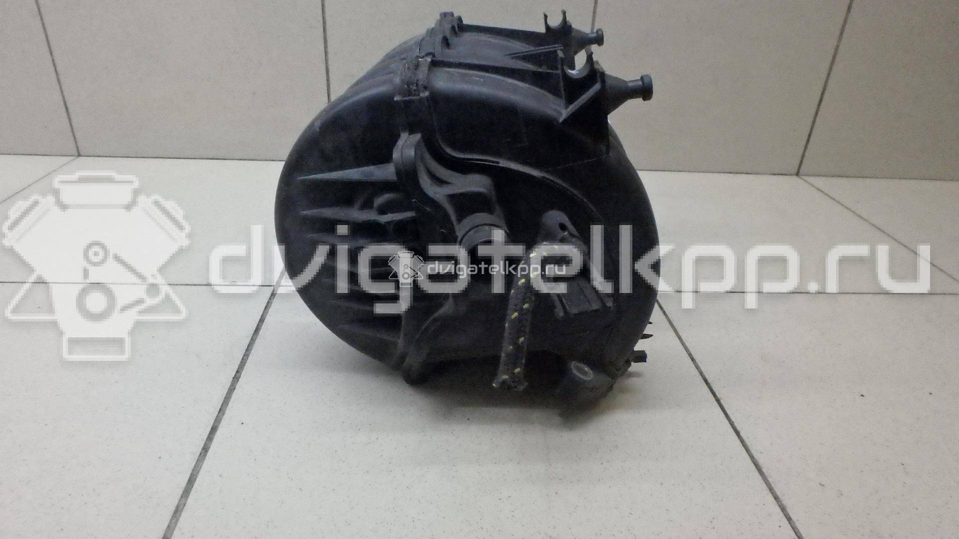 Фото Коллектор впускной для двигателя BLF для Volkswagen Passat / Eos 1F7, 1F8 / Jetta / Golf 115 л.с 16V 1.6 л бензин 03C129711F {forloop.counter}}