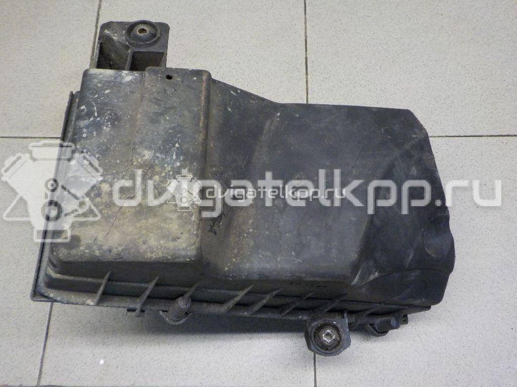 Фото Корпус воздушного фильтра для двигателя AKL для Volkswagen / Seat 100-103 л.с 8V 1.6 л бензин 1J0129607S {forloop.counter}}