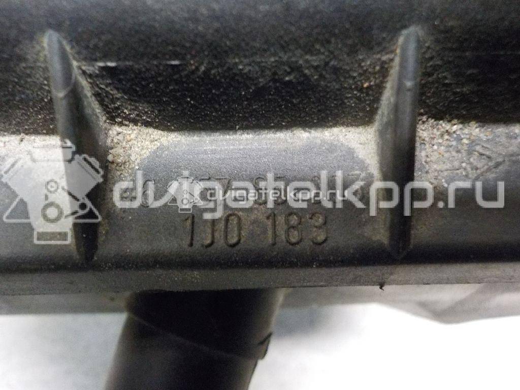 Фото Корпус воздушного фильтра для двигателя AKL для Volkswagen / Seat 100-103 л.с 8V 1.6 л бензин 1J0129607S {forloop.counter}}