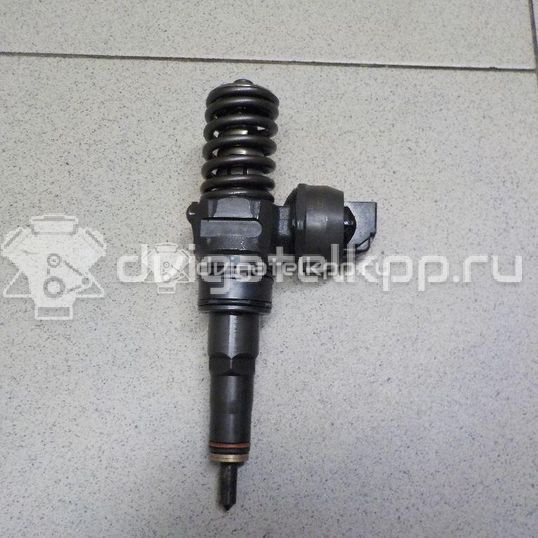 Фото Форсунка дизельная электрическая для двигателя AJM для Volkswagen Passat / Golf 115 л.с 8V 1.9 л Дизельное топливо 045130073T