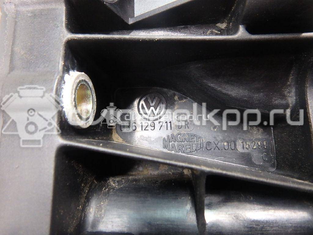 Фото Коллектор впускной для двигателя BCA для Volkswagen Bora / Caddy / New Beetle / Golf 75 л.с 16V 1.4 л бензин 036129711DR {forloop.counter}}