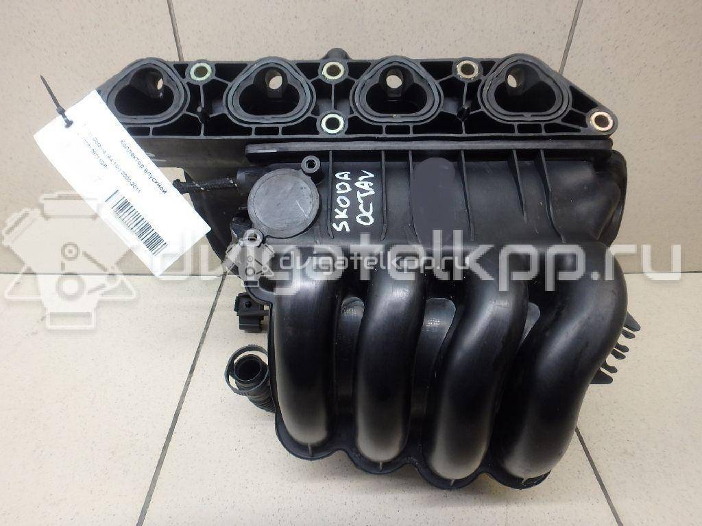 Фото Коллектор впускной для двигателя BCA для Volkswagen Bora / Caddy / New Beetle / Golf 75 л.с 16V 1.4 л бензин 036129711DR {forloop.counter}}