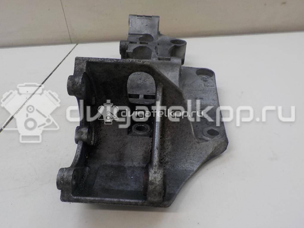 Фото Кронштейн генератора для двигателя AMF для Volkswagen Polo / Lupo 6X1, 6E1 75 л.с 6V 1.4 л Дизельное топливо 045903143C {forloop.counter}}