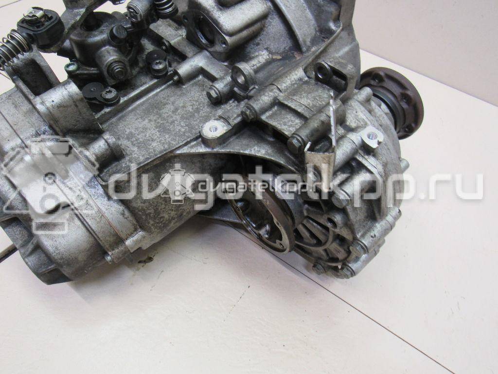 Фото Контрактная (б/у) МКПП для Volkswagen Passat / Touran / Jetta / Golf 105 л.с 8V 1.9 л BXE Дизельное топливо 03G105266AC {forloop.counter}}