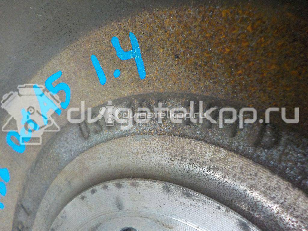 Фото Маховик для двигателя AUB для Volkswagen Polo / Lupo 6X1, 6E1 101 л.с 16V 1.4 л бензин 030105271D {forloop.counter}}