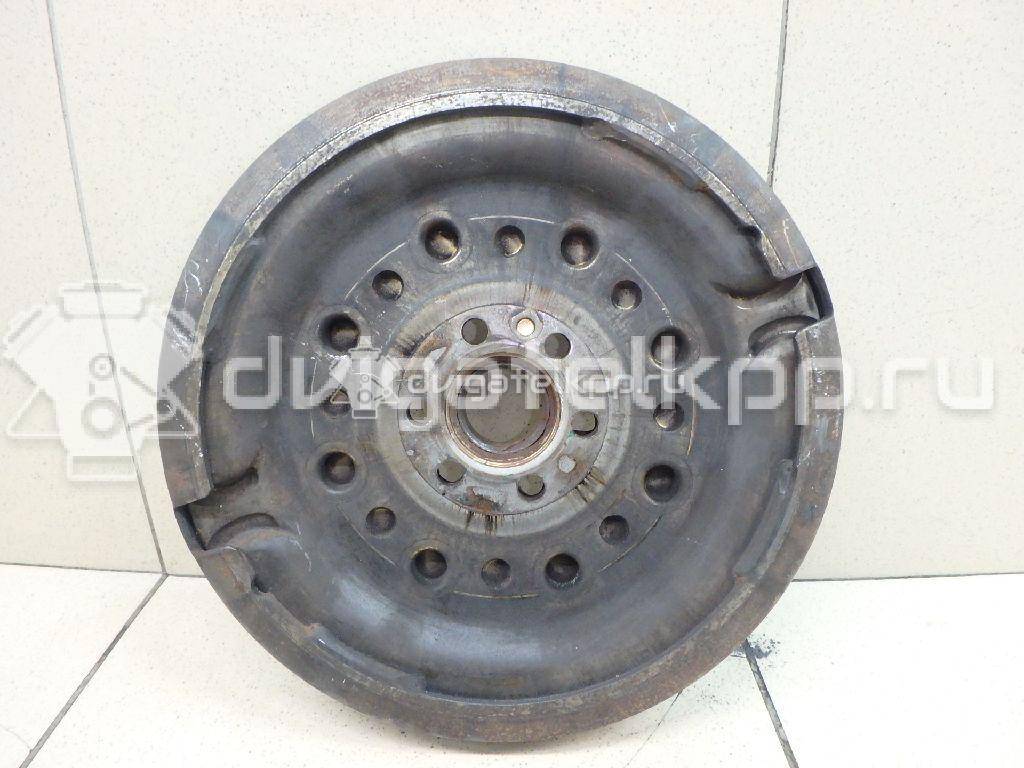 Фото Маховик для двигателя BXE для Volkswagen Passat / Touran / Jetta / Golf 105 л.с 8V 1.9 л Дизельное топливо 03G105266BM {forloop.counter}}