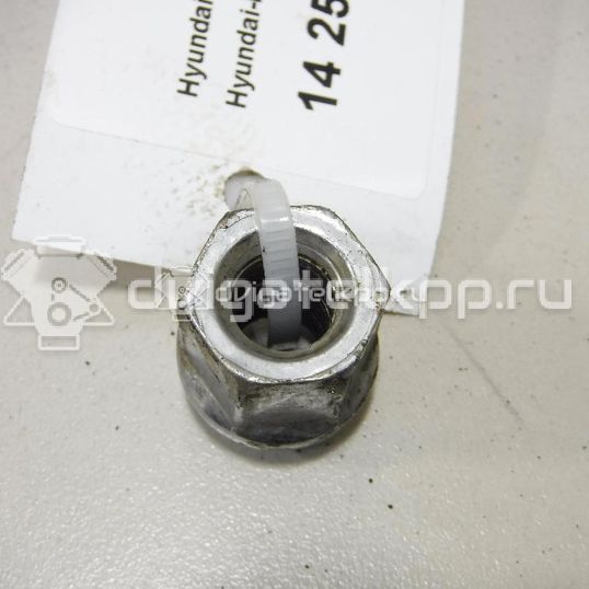 Фото Гайка колеса  5295111210 для mazda 121 (DA)