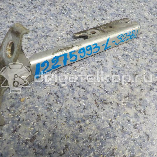 Фото Петля капота левая  B25D52420A для Mazda 323