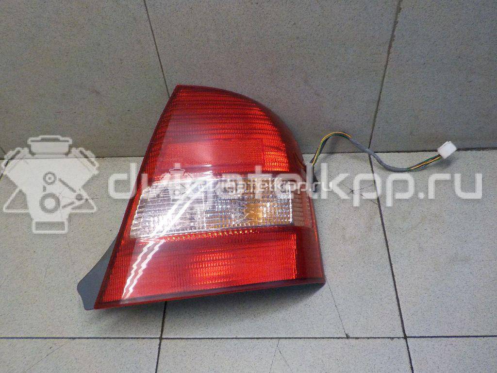 Фото Фонарь задний правый  BL4E51150 для Mazda 323 {forloop.counter}}